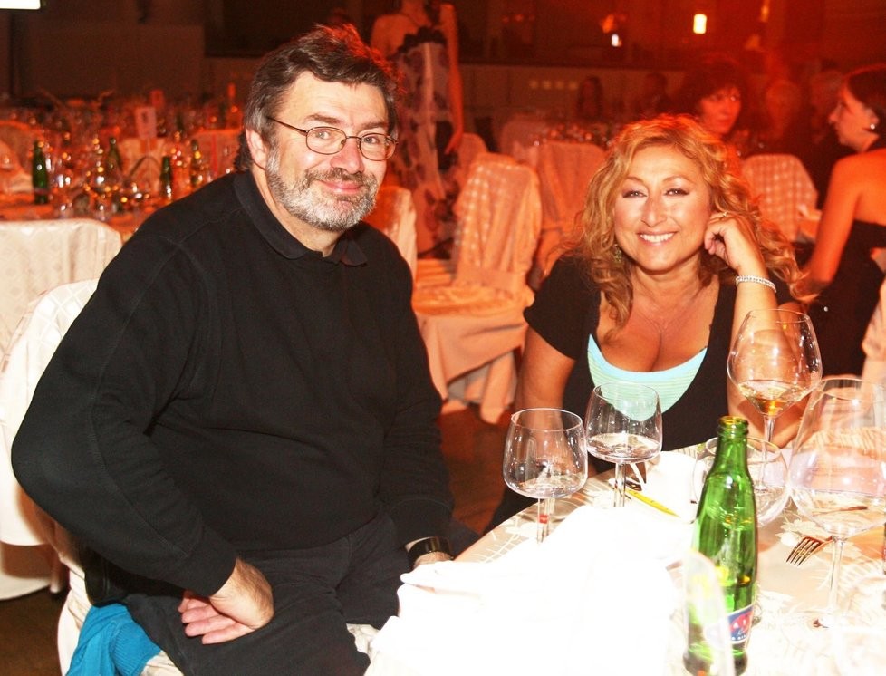 Halina Pawlovská a Karel Czaban.